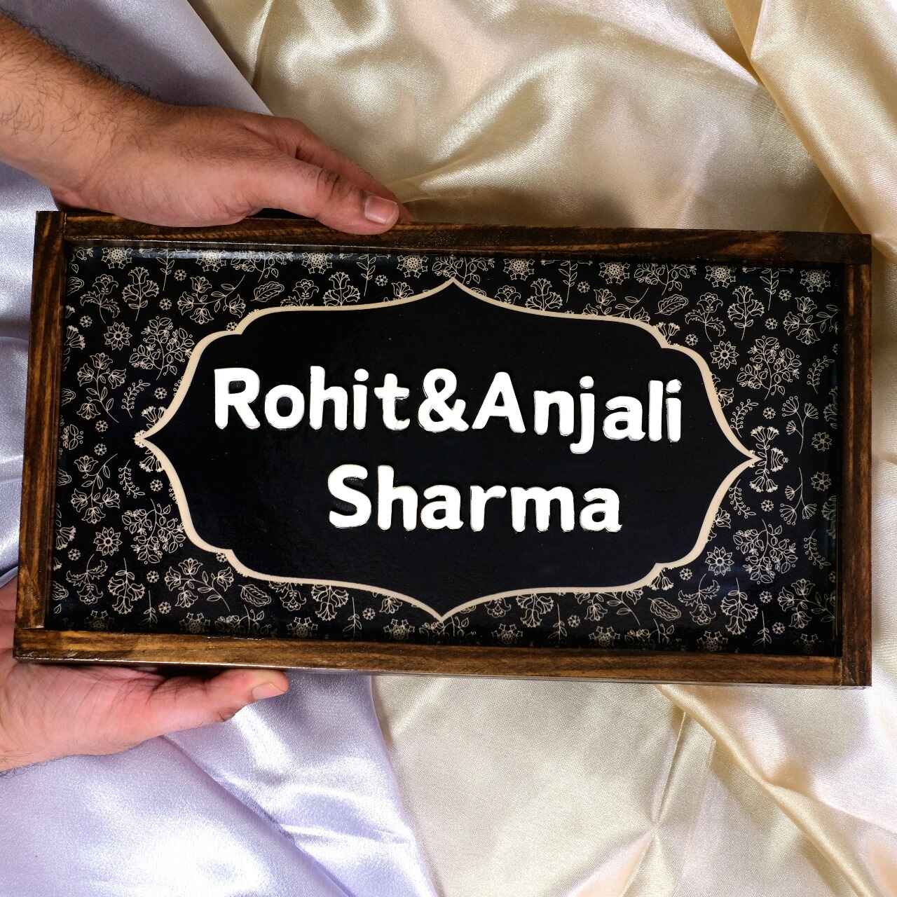 Midnight Bloom Nameplate – Elegance with Floral Grace