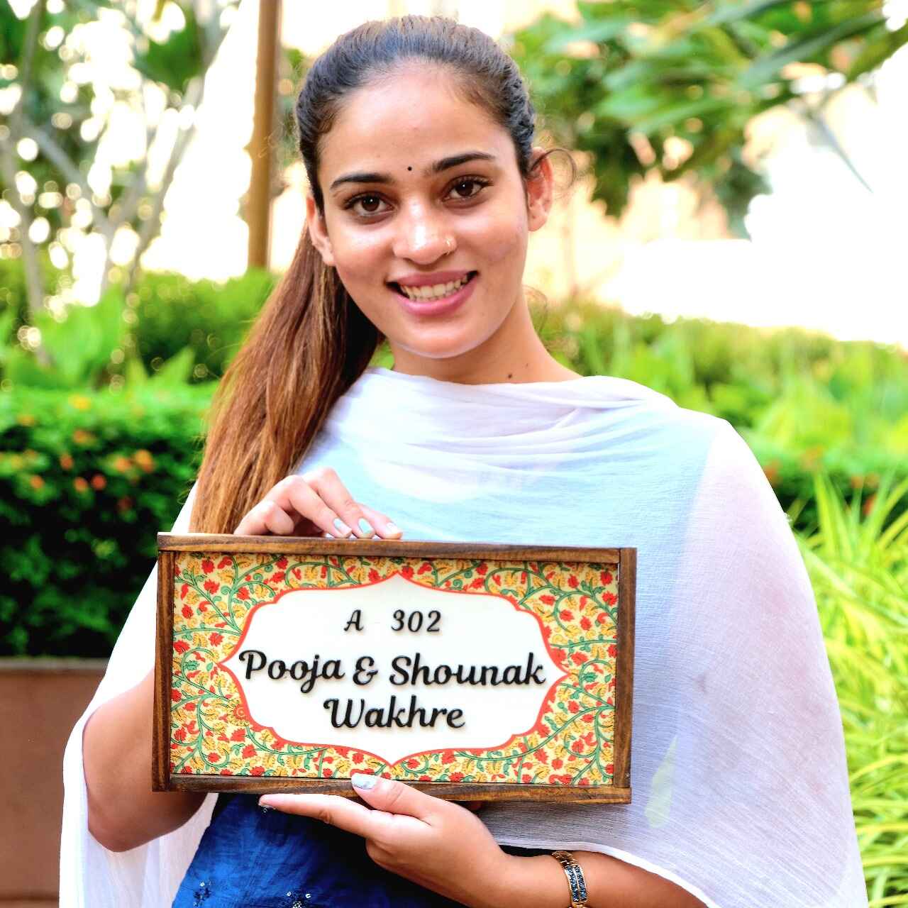 Gulzar Nameplate - Floral Bliss for a Welcoming Vibe