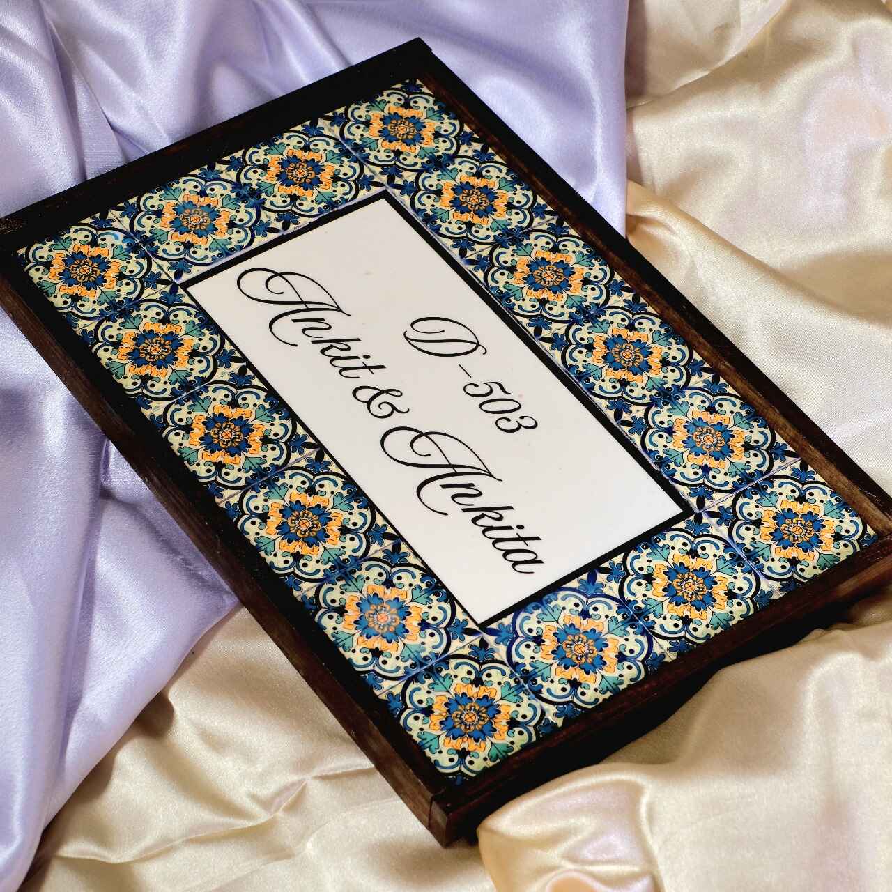 Aakar Nameplate - Geometric Harmony for Modern Homes