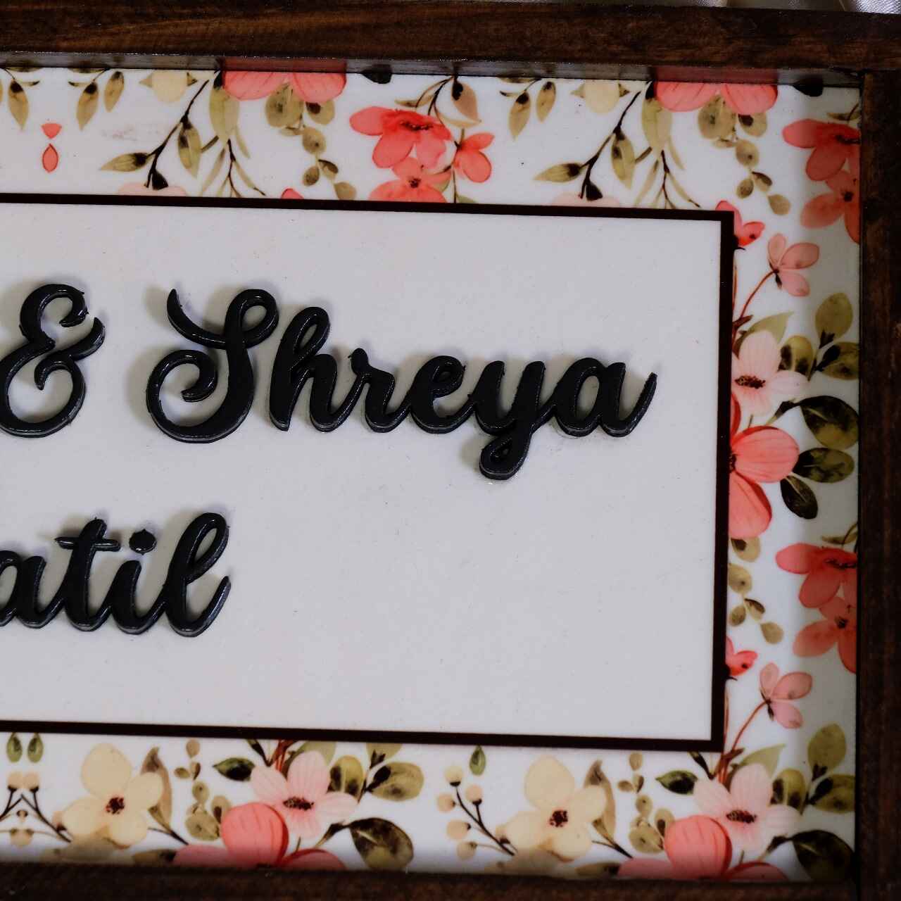 Ishita Nameplate - Elegant Blooms for Subtle Sophistication